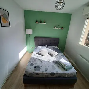 Appartement 2 Personnes Sans Souci, Lyon